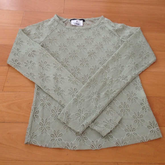 NWT Brandy Melville Rare Green Floral Top