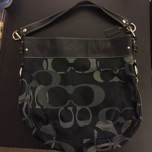 Coach shoulder bag