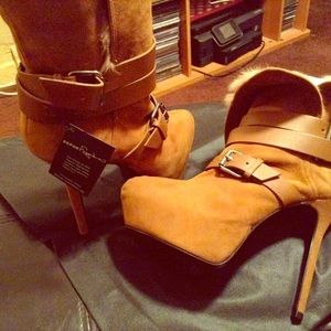 Report Signature tan suede & fur boots