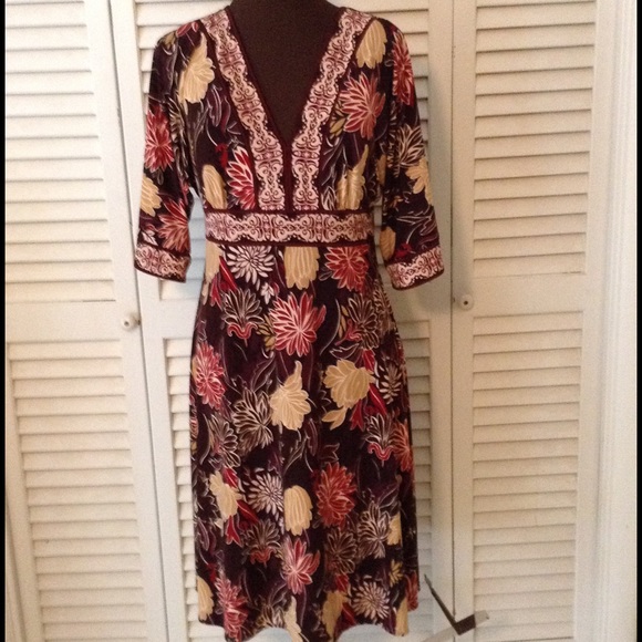 Donna Morgan Dresses & Skirts - Beautiful Donna Morgan Dress with Tribal print