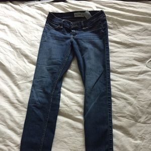 Dark wash abercrombie skinnies