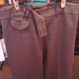 Grey capri's with light pink striped