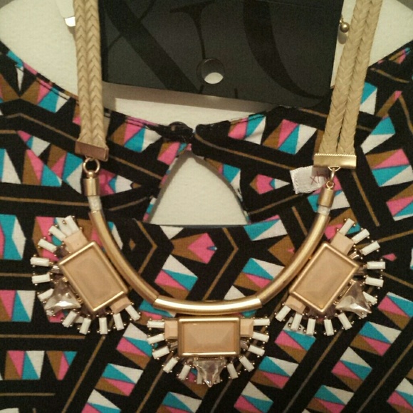 Necklace - Picture 2 of 4