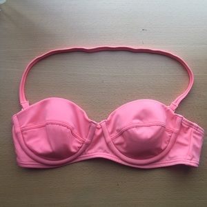 SUPER CUTE Bandeau Bikini Swim Top UO