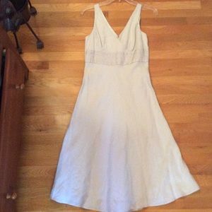 ✨Sale✨Beautiful pale blue linen v-neck sundress