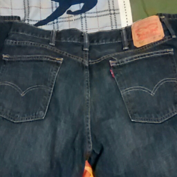 Navy Blue Levi 514 Jeans