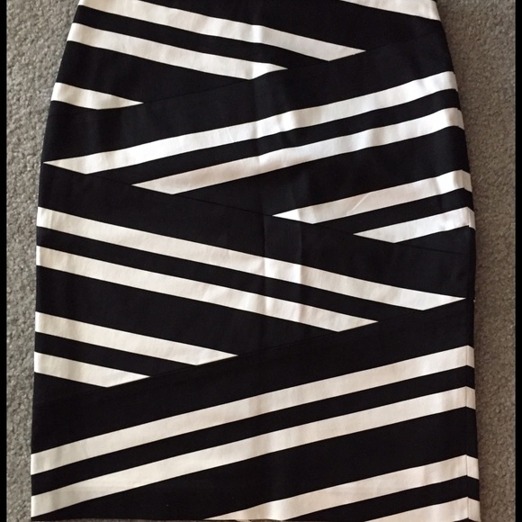 White House Black Market Stripe Pencil Skirt