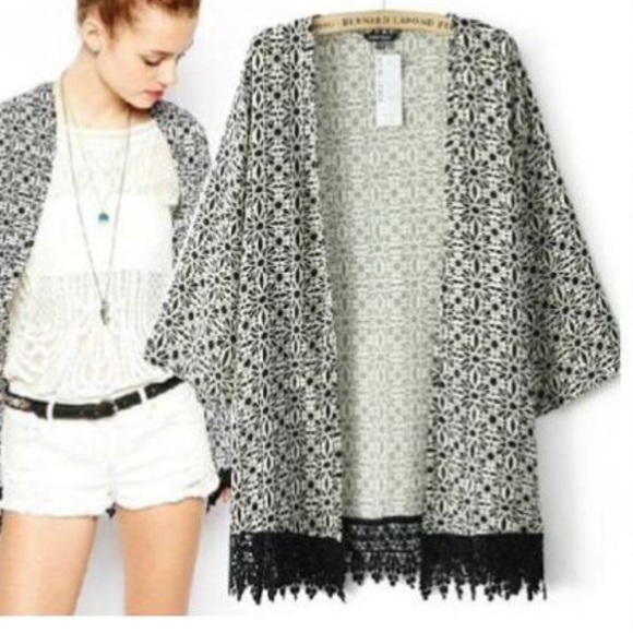 Tops - Women's Boho Lace Trim Kimono Top
