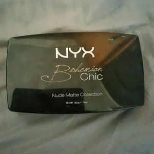**RESERVED** Nyx bohemian chic palette