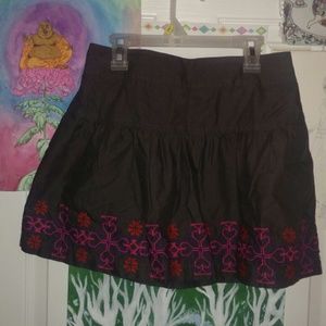 Embroidered skirt