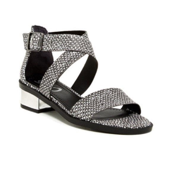 Circus by Sam Edelman Speckled Sandal💗