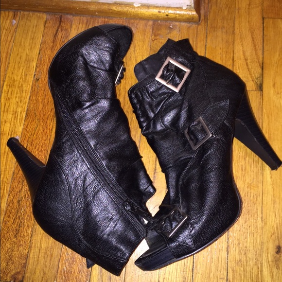 Boots - Picture 1 of 2