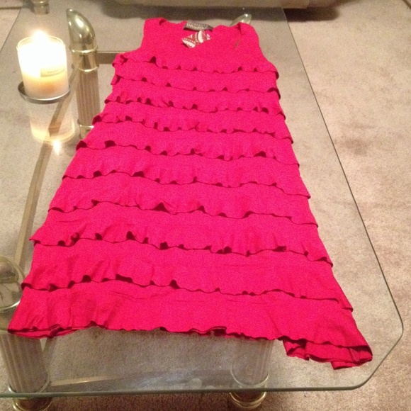 Red ruffel top