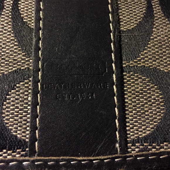 Black and grey coach wallet. - Picture 2 of 4