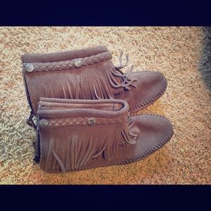 Minnetonka boots