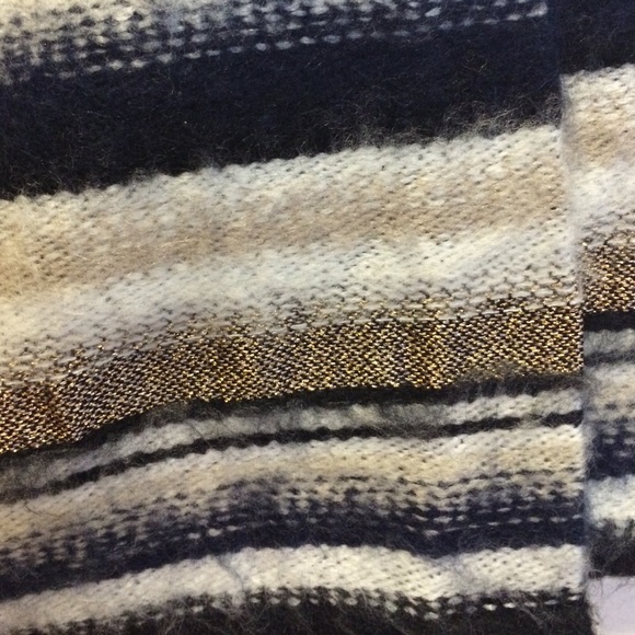 🎊🎉HP🎊🎉 Pretty wrap around skirt! - Picture 2 of 3