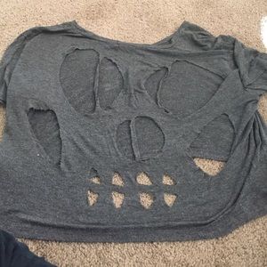 Shredded skull shirt