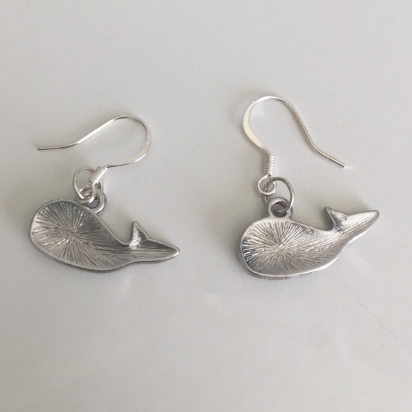 Whale Earrings - Picture 3 of 3