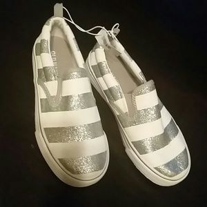 Girls white and sliver glitter canvas sneakers