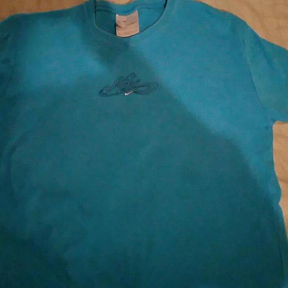 Nike tshirt