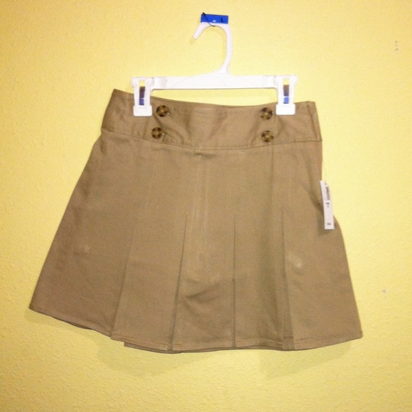 Old Navy Khaki Skirt