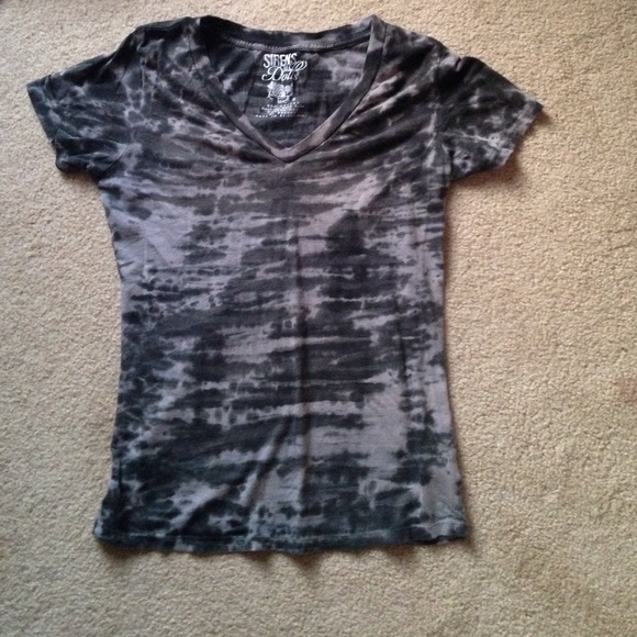 acid wash black tee shirt. slimmer fit/v neck
