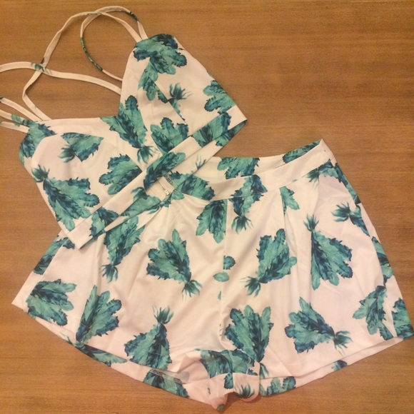 Brand New! Printed Short Set!