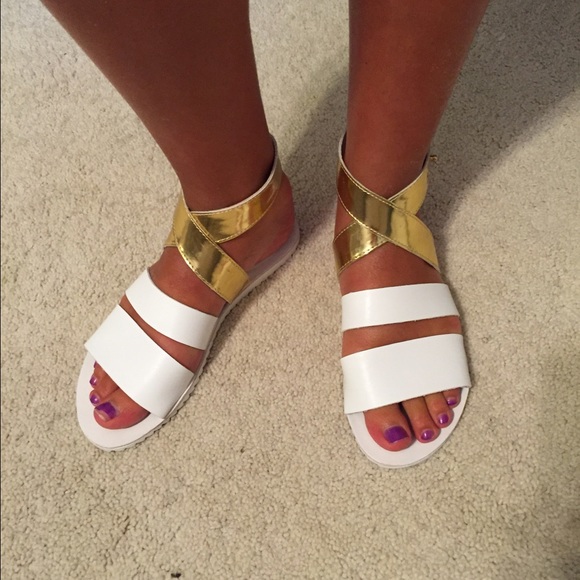 Love these shoes! - Picture 3 of 3