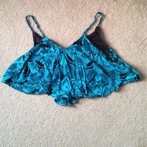 crop top