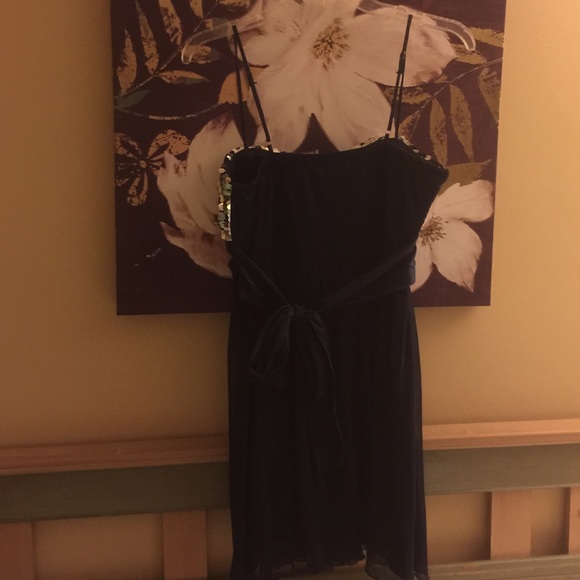 Gorgeous special occasion dress! - Picture 4 of 4