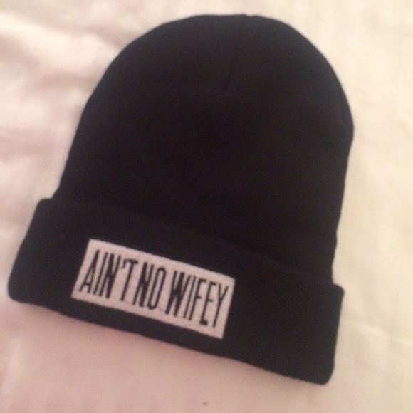 Ain't no wifey beanie