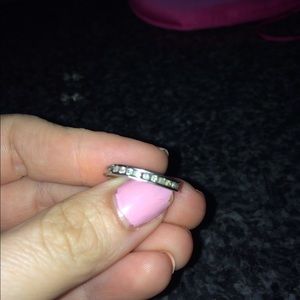 1/4 cttw diamond wedding band