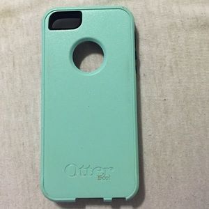 iPhone 5s otter box case