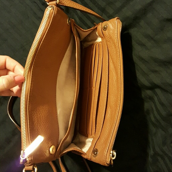 Tan brown Michael Kors crossbody - Picture 3 of 4