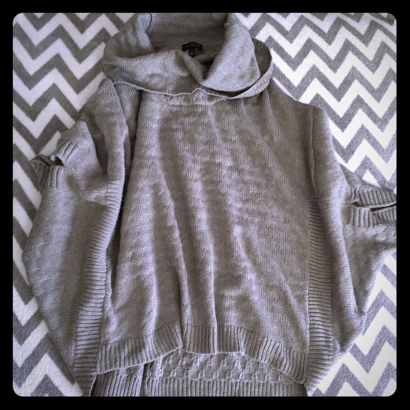 The Limited Poncho size Large worn 1x