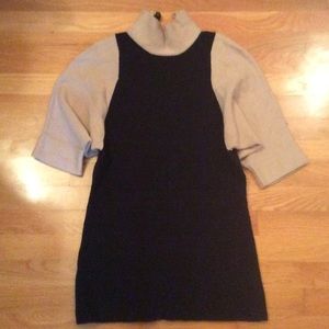 Gorgeous black & tan turtleneck sweater top