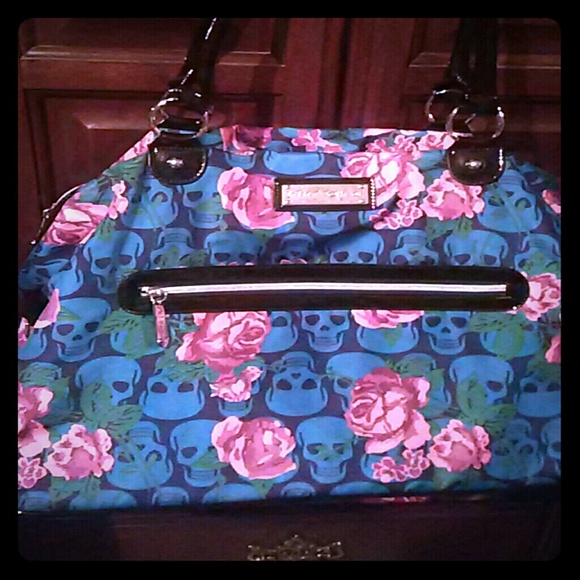 Betsey Johnson Handbags - Betsey Johnson large overnight bag NWOT
