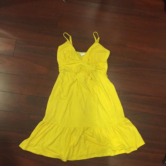 body central yellow dress