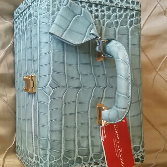 luggage  (train case for jewelry and makeup )