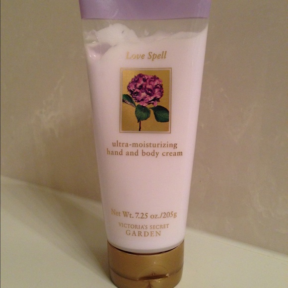 Victoria's Secret Love Spell Hand and Body Cream