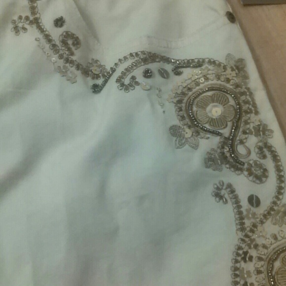 Cream colored embroidered lightweight pants - Picture 3 of 4