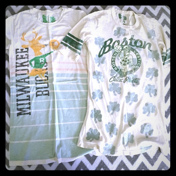 DOE sports tees (from the buckle) size large - Picture 1 of 3