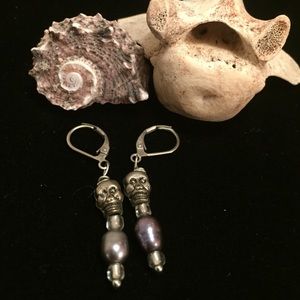 Beaded Dangling Skull Earrings 💀💕