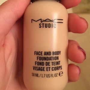 MAC Cosmetics Face and Body Foundation