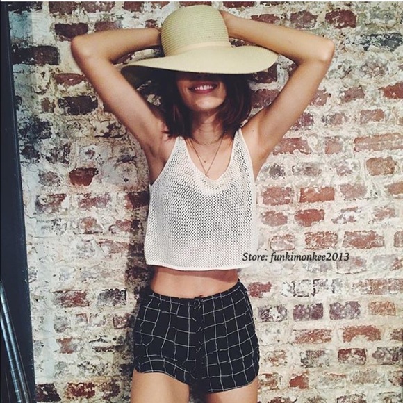 Brandy Melville Pants - Brandy Melville black grid eve shorts