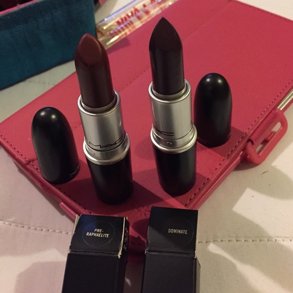 Mac lipsticks from Nude and Metallics collection - Picture 1 of 2