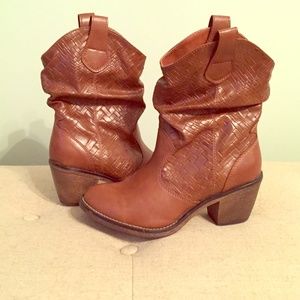 XAPPEAL Tucker Ankle Cowboy Boots