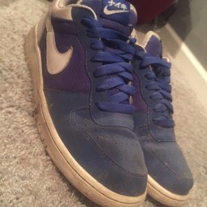 LIMITED EDITION NIKE LOW DUNK