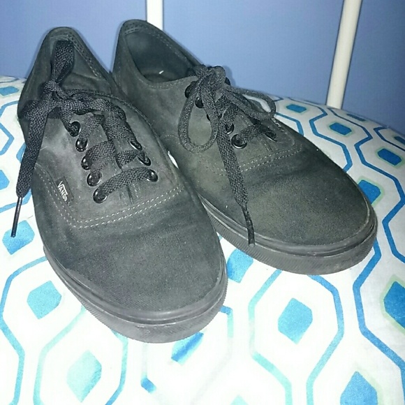 Black vans