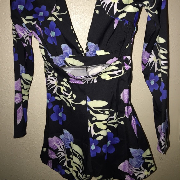 Small Romper - Picture 1 of 3